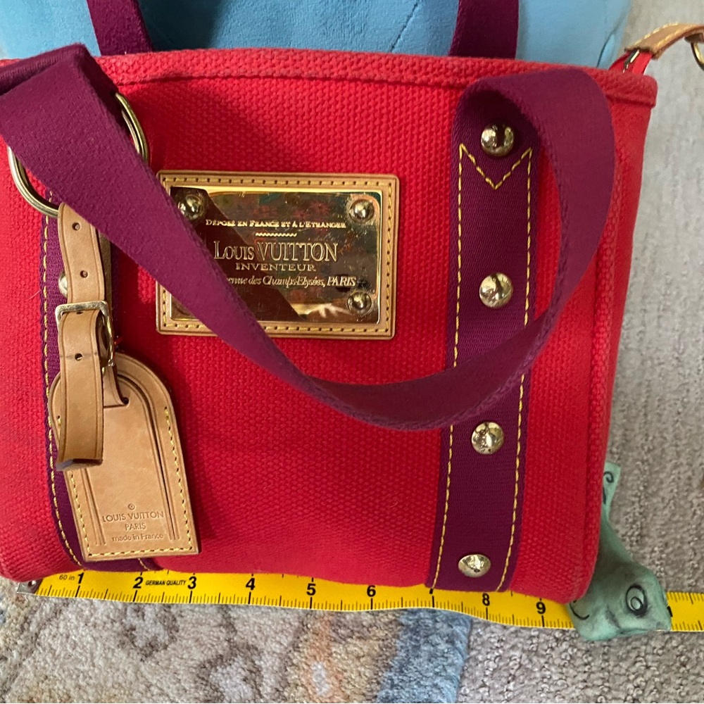 LOUIS VUITTON ANTIGUA HIPPO PM AUTHENTIC- *Does NOT come with LV box.*